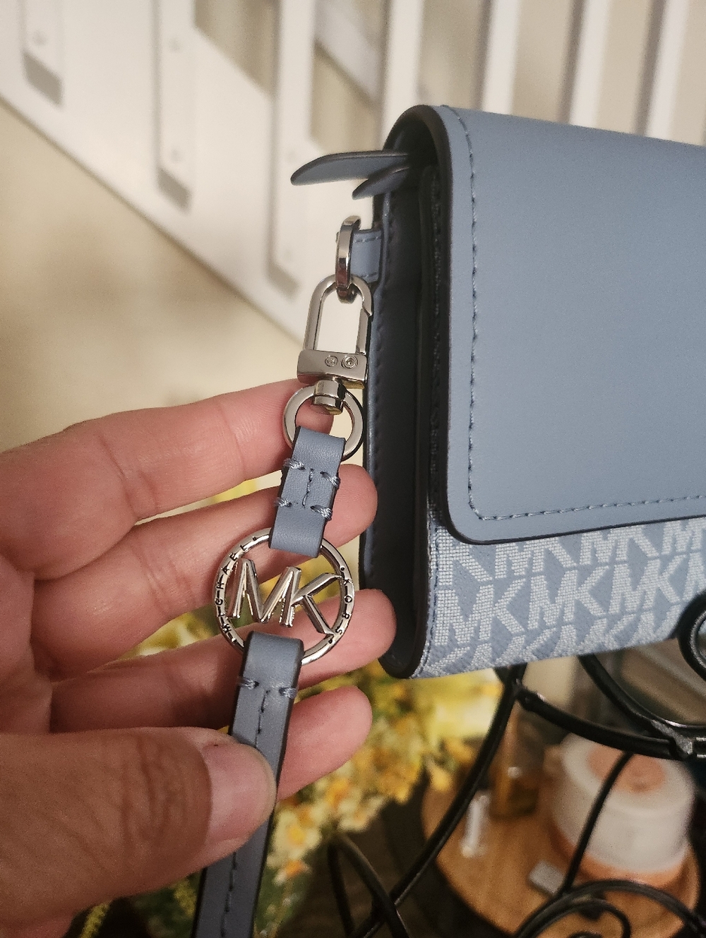 Michael Kors Large Flap Phone Wristlet - Picture 3 of 5